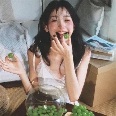 女伶们